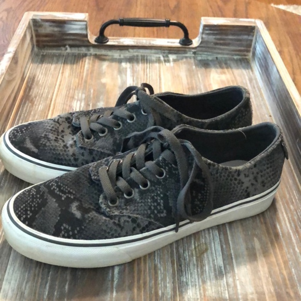VANS Grey Suede Snakeskin Print Low Top Lace Up Sneaker-Women
